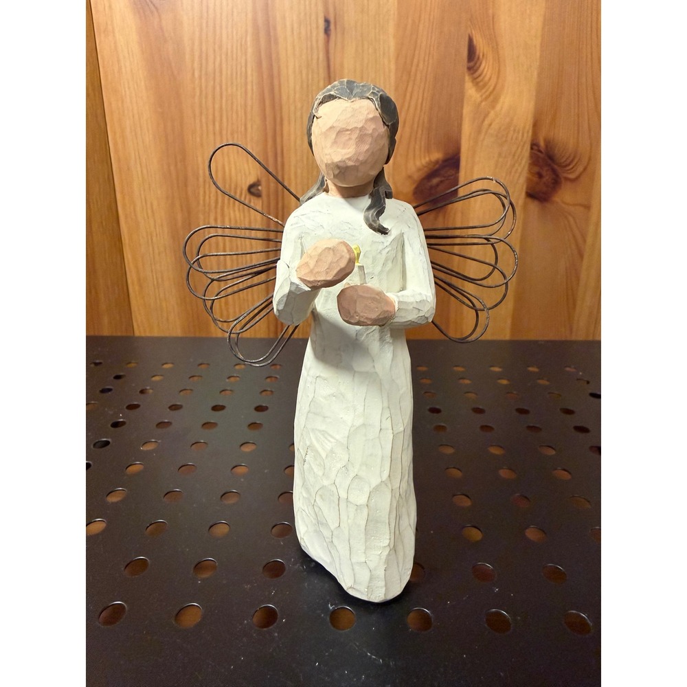 Willow Tree Angel of Warmth 2001 Susan Lordi Figurine Holding Candle 5.5"